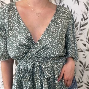 Green flowy Blouse
